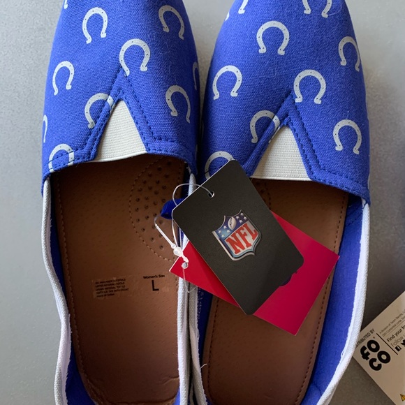 NEW women’s Colts canvas shoes 7/8 - Picture 2 of 4